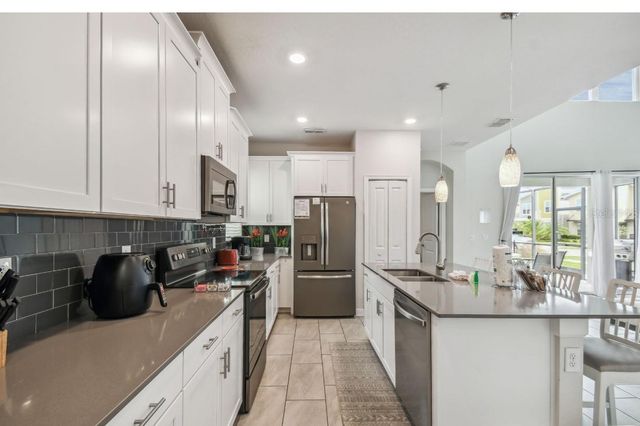 2784 BOOKMARK DRIVE, Kissimmee, FL 34746