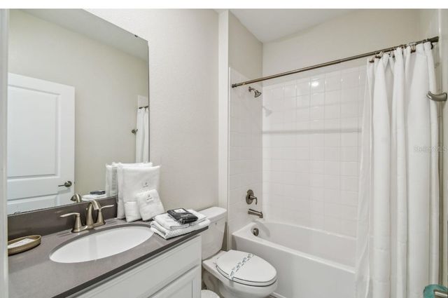 2784 BOOKMARK DRIVE, Kissimmee, FL 34746