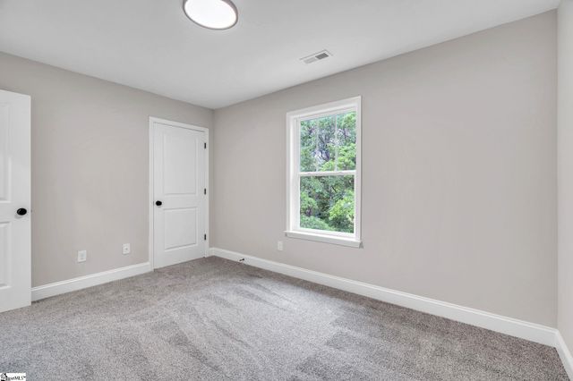 12 Oxford Boulevard, Taylors, SC 29687