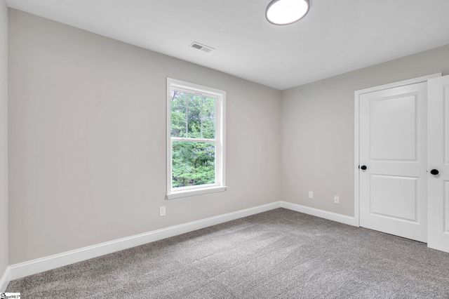 12 Oxford Boulevard, Taylors, SC 29687