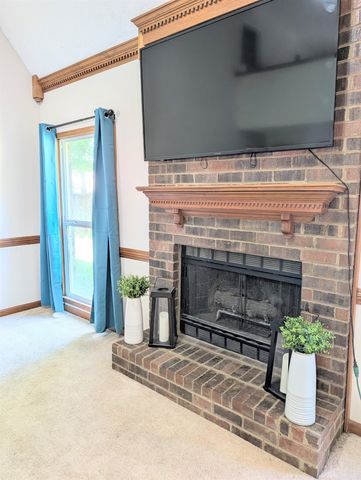 8532 FOX HEATHER CV, Memphis, TN 38016