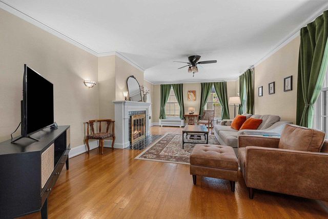 526 N BROADWAY STREET, De Pere, WI 54115