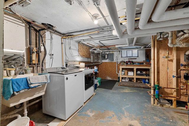 526 N BROADWAY STREET, De Pere, WI 54115