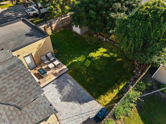 526 N BROADWAY STREET, De Pere, WI 54115