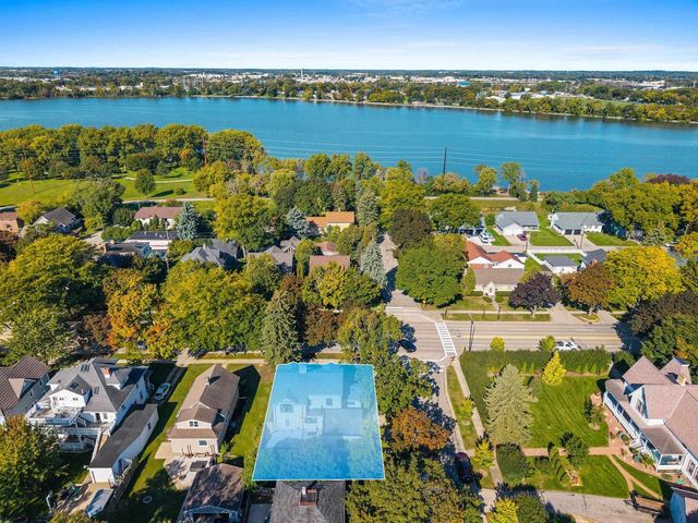 526 N BROADWAY STREET, De Pere, WI 54115