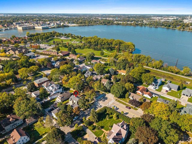 526 N BROADWAY STREET, De Pere, WI 54115