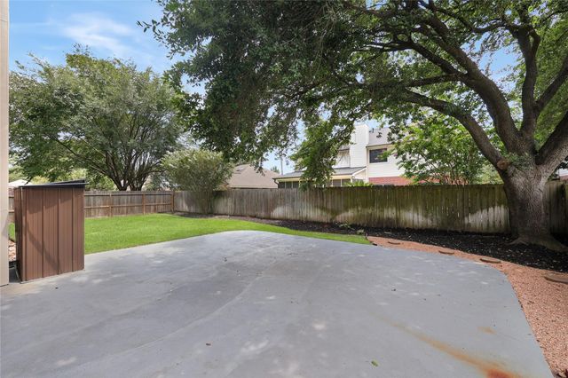 9022 Memorial Creek Drive, Spring, TX 77379