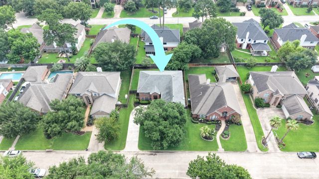 9022 Memorial Creek Drive, Spring, TX 77379
