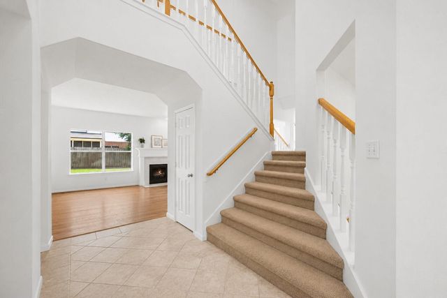 9022 Memorial Creek Drive, Spring, TX 77379