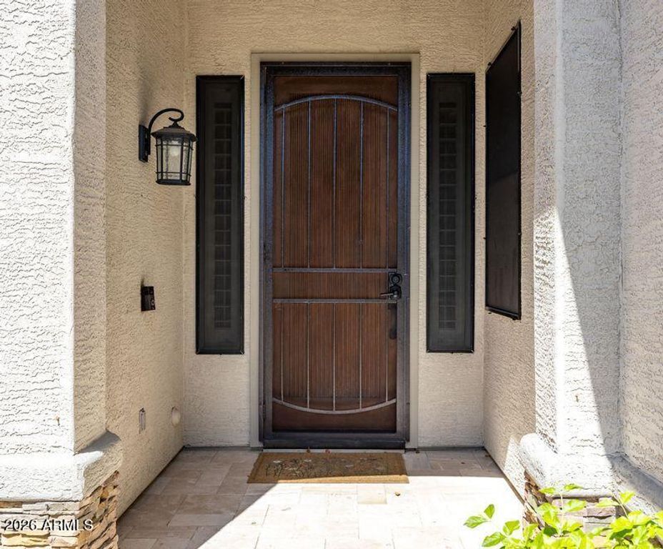 Image 10 of property listing at 14146 N 90TH Lane, Peoria, AZ 85381