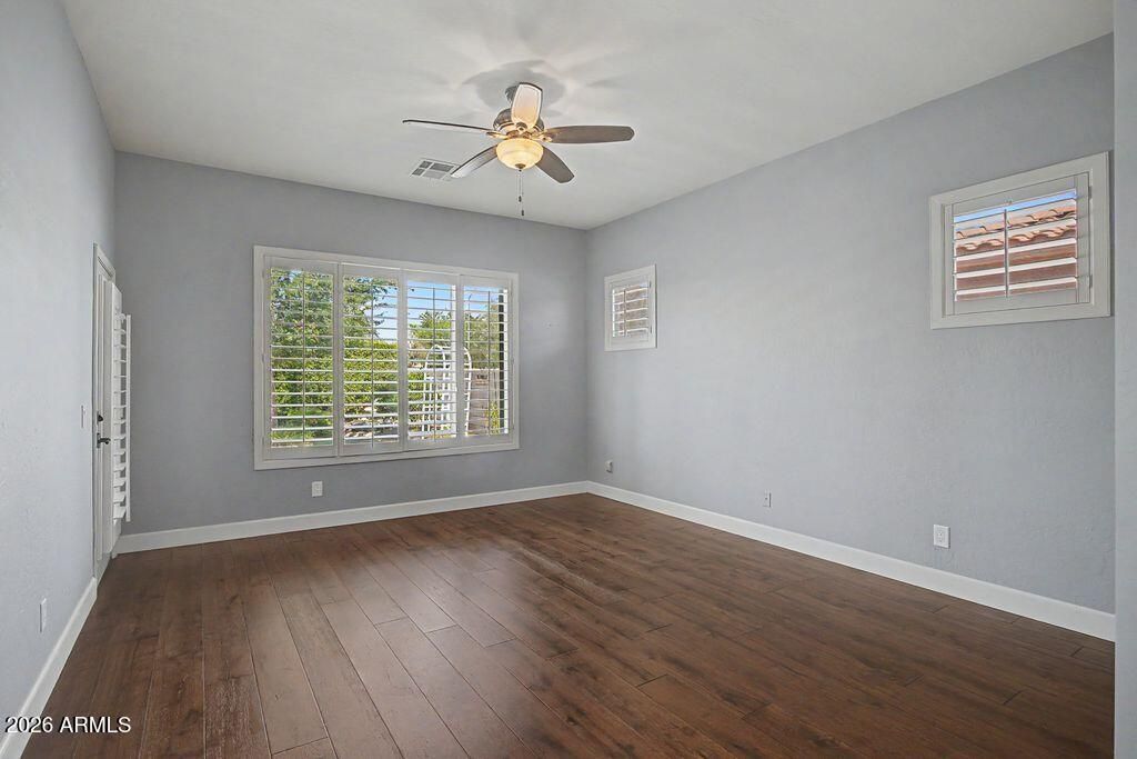 Image 18 of property listing at 14146 N 90TH Lane, Peoria, AZ 85381