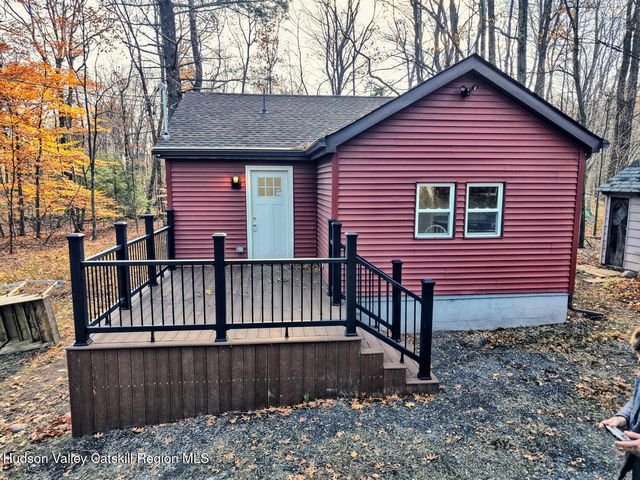 40 Cemetery Road, Palenville, NY 12463