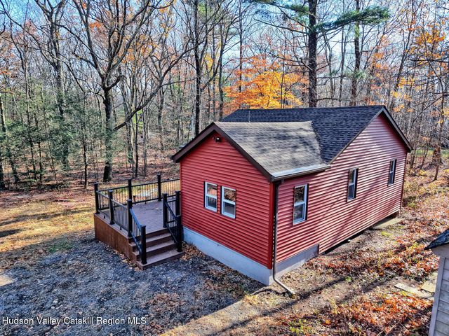 40 Cemetery Road, Palenville, NY 12463