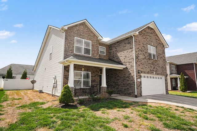 264 Autumn Terrace Ln, Clarksville, TN 37040
