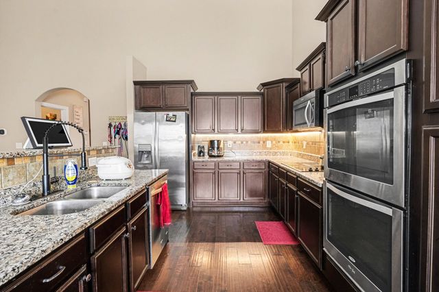 264 Autumn Terrace Ln, Clarksville, TN 37040