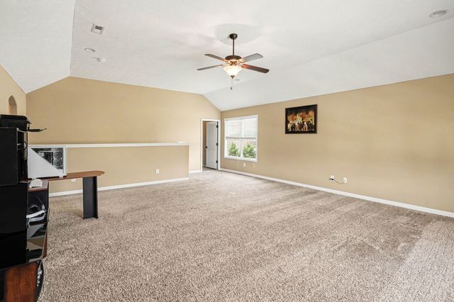 264 Autumn Terrace Ln, Clarksville, TN 37040