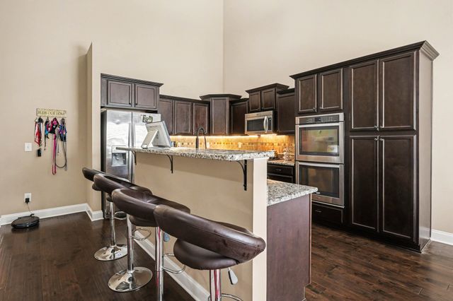 264 Autumn Terrace Ln, Clarksville, TN 37040