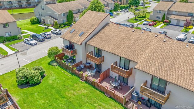 100 Daly Boulevard 2403, Oceanside, NY 11572