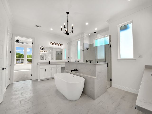 4009 Estancia Court, Weatherford, TX 76088