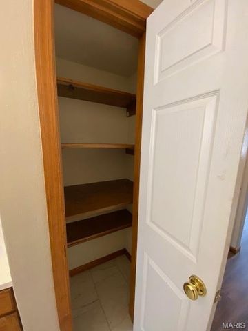 19 S Long Street, Caseyville, IL 62232