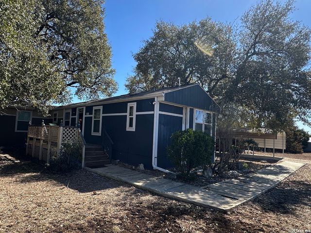 261 Pr 1514, Bandera, TX 78003