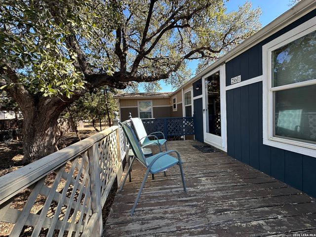 261 Pr 1514, Bandera, TX 78003