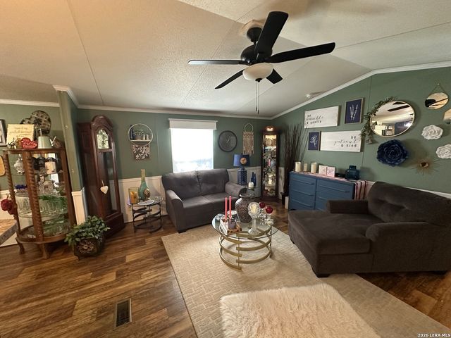 261 Pr 1514, Bandera, TX 78003