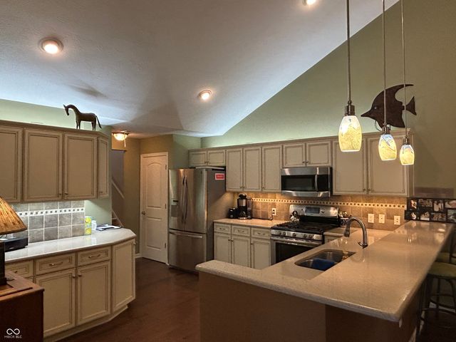 1163 Extraordinary Trail 72, Greenfield, IN 46140