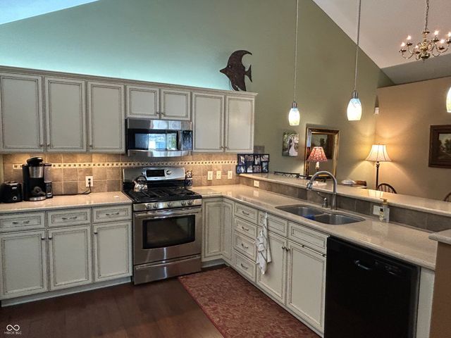 1163 Extraordinary Trail 72, Greenfield, IN 46140