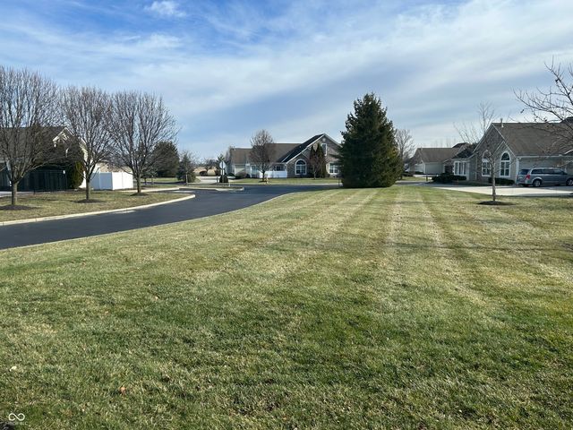 1163 Extraordinary Trail 72, Greenfield, IN 46140