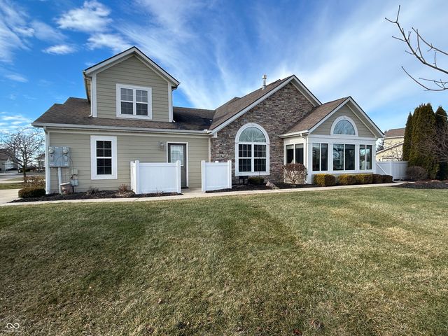 1163 Extraordinary Trail 72, Greenfield, IN 46140