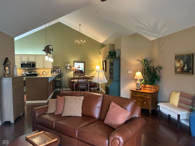 1163 Extraordinary Trail 72, Greenfield, IN 46140