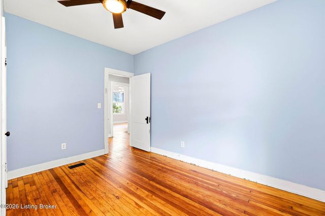 817 Lydia St, Louisville, KY 40217