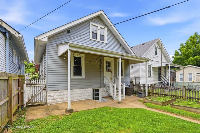 817 Lydia St, Louisville, KY 40217