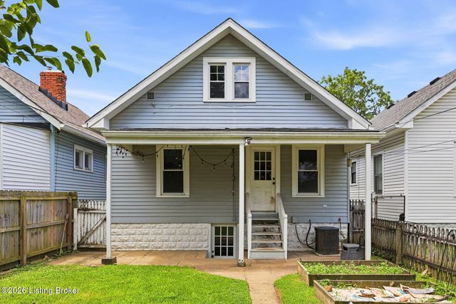 817 Lydia St, Louisville, KY 40217