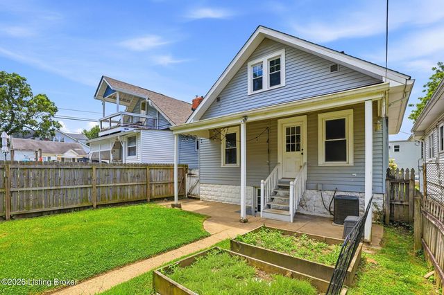 817 Lydia St, Louisville, KY 40217
