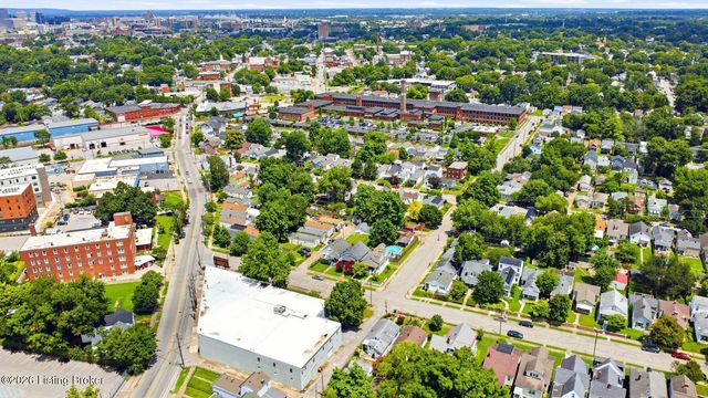 817 Lydia St, Louisville, KY 40217