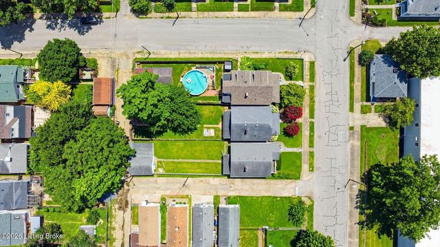 817 Lydia St, Louisville, KY 40217