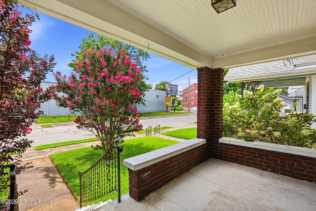 817 Lydia St, Louisville, KY 40217
