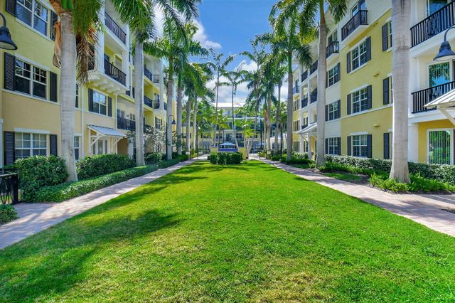 3130 W LATITUDE Circle 401, Delray Beach, FL 33483