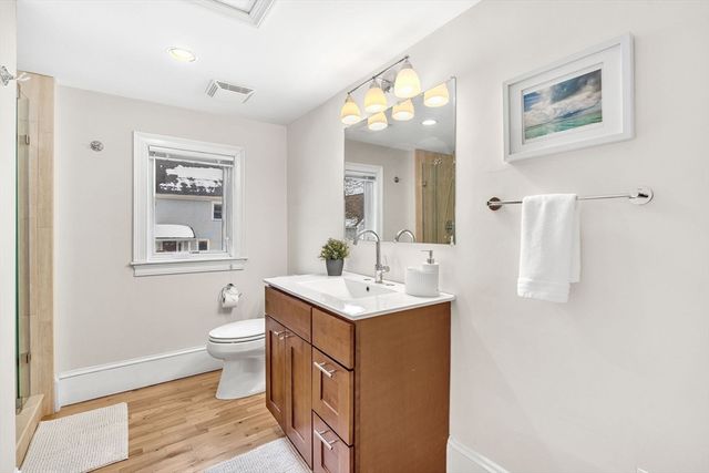 266 Langley Rd 1, Newton, MA 02459