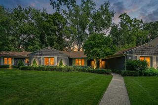 1414 Rosalind Road, East Grand Rapids, MI 49506