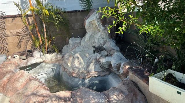 1524 E Glendale, Orange, CA 92865