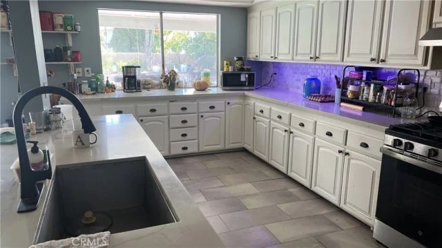 1524 E Glendale, Orange, CA 92865