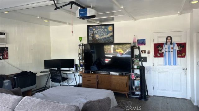 1524 E Glendale, Orange, CA 92865