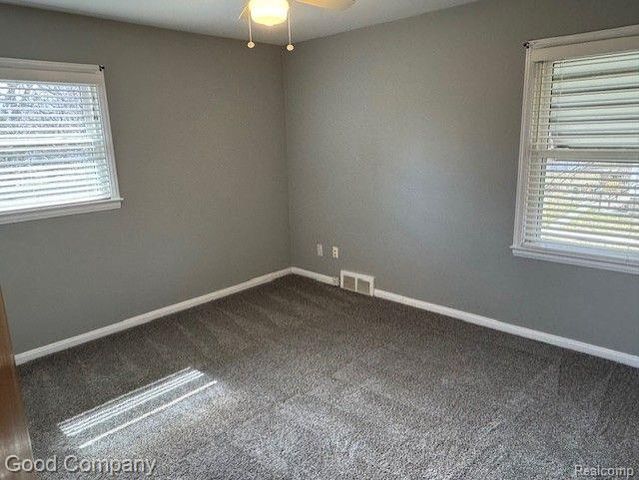 1002 E Lincoln Avenue, Royal Oak, MI 48067