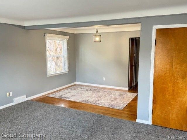 1002 E Lincoln Avenue, Royal Oak, MI 48067