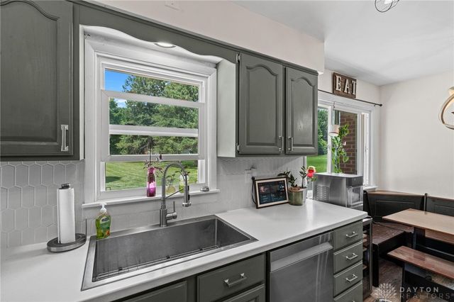 2111 State Route 235, Xenia Twp, OH 45385