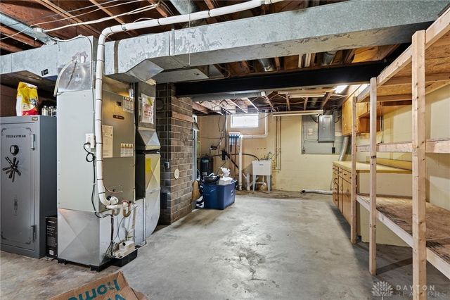 2111 State Route 235, Xenia Twp, OH 45385