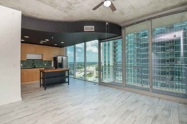 5925 Almeda Road 11612, Houston, TX 77004